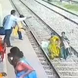 3188987
